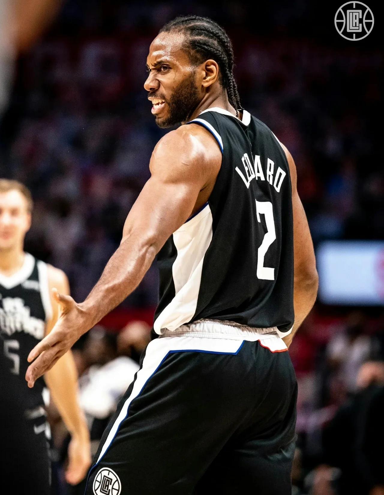 埃迪-豪：俱乐部在处理伊萨克的事，我通过媒体知道他在皇社