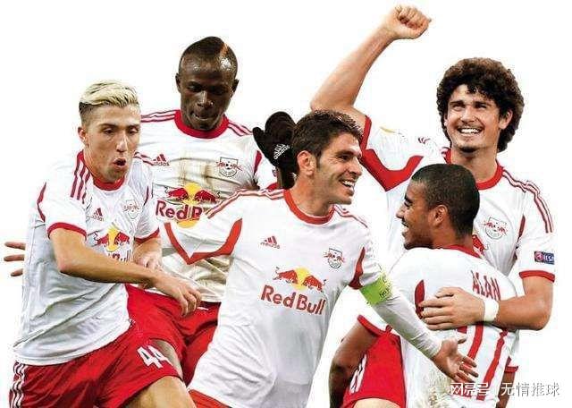 黑暗骑士上身，一哥斯达黎加球队推出与蝙蝠侠的联名球衣