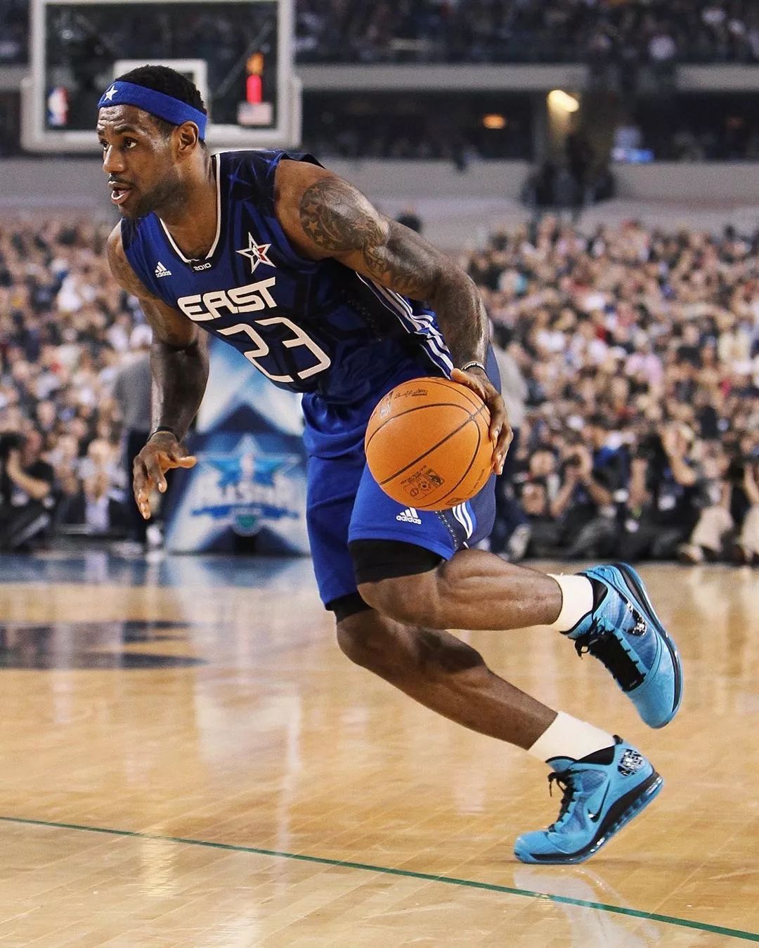 意甲：AC米兰进攻火力全开，5球大胜