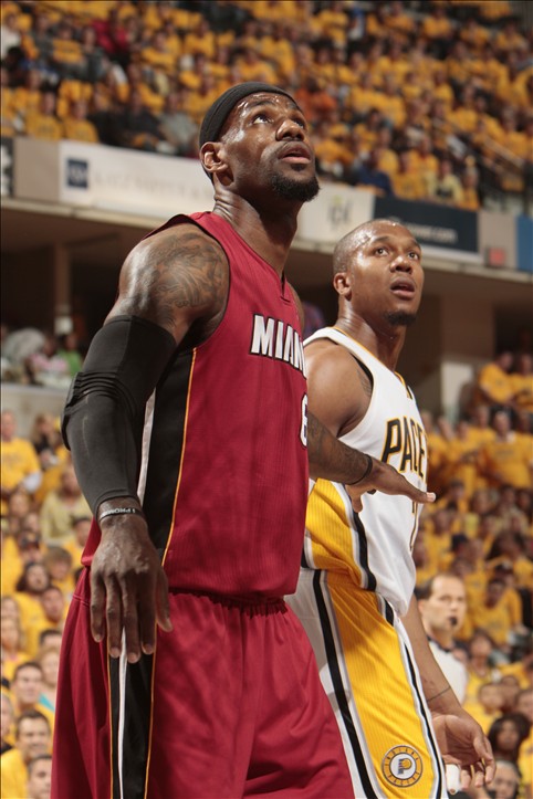 [天下足球]勒沃库森战平美因茨 获联赛亚军