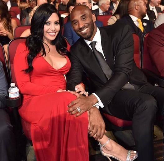 青岛西海岸总经理：郑智确实是球队新任主帅候选人之一