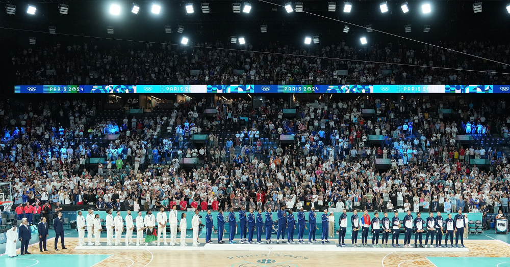 2023 赛季：由于全新的牵制限制，勇士队阿库尼亚在 8 月份轻松达成 60 盗