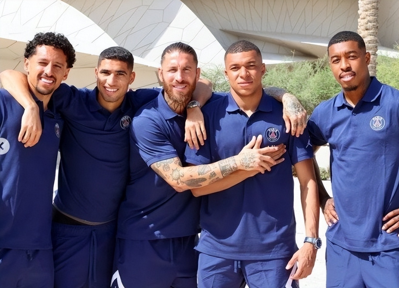 T1主场作战，终结27连胜不可一世的GEN，网友调侃：喜欢选T1？