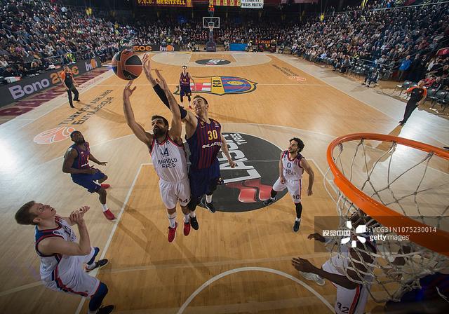 萨索罗去年夏天就曾有意曼努埃尔·拉扎里，这支绿黑军团或在一月转会窗与拉齐奥重启谈判。 来源：著名记者斯基拉