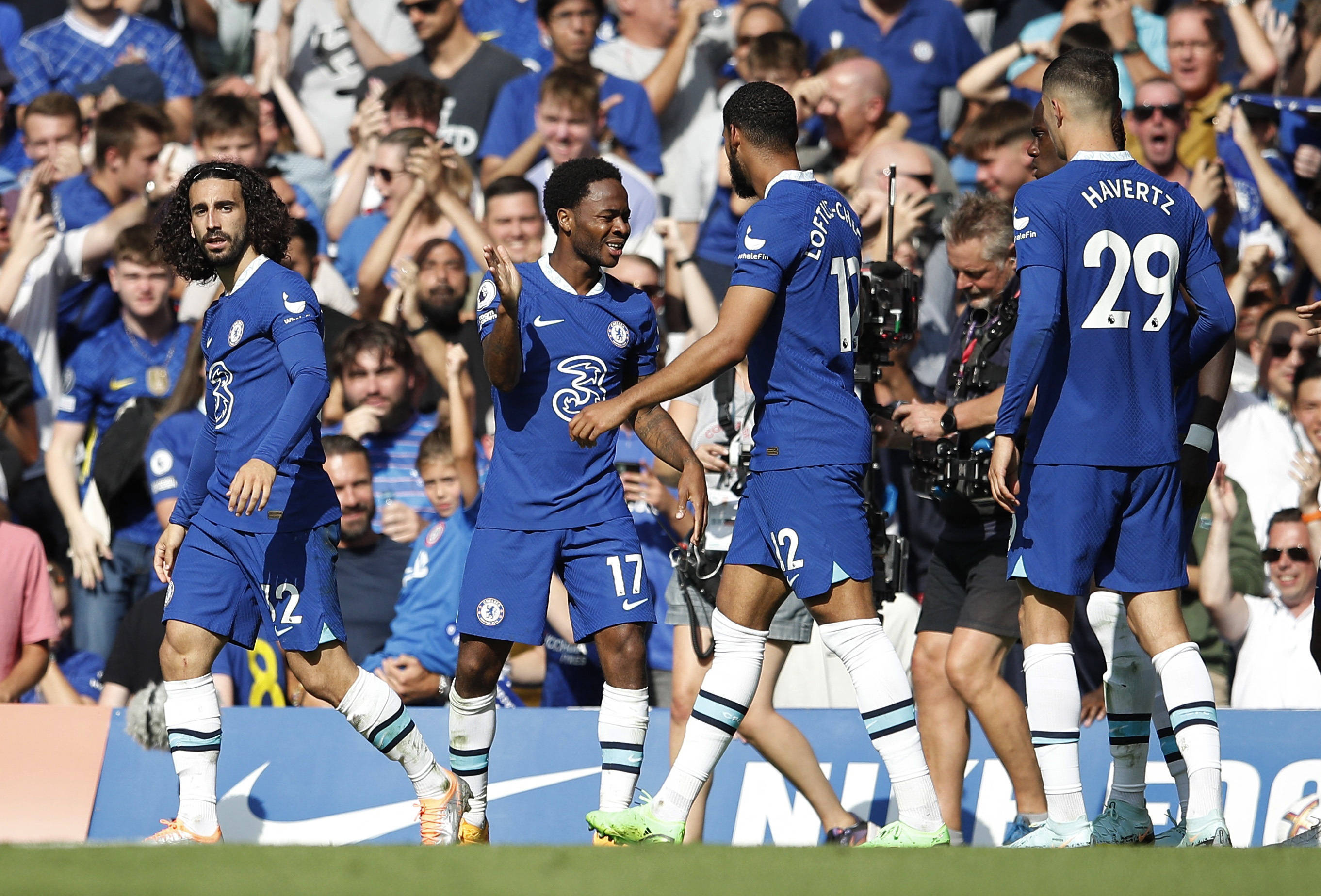 库尔图瓦生涯17次对阵曼城全部丢球，从未完成零封