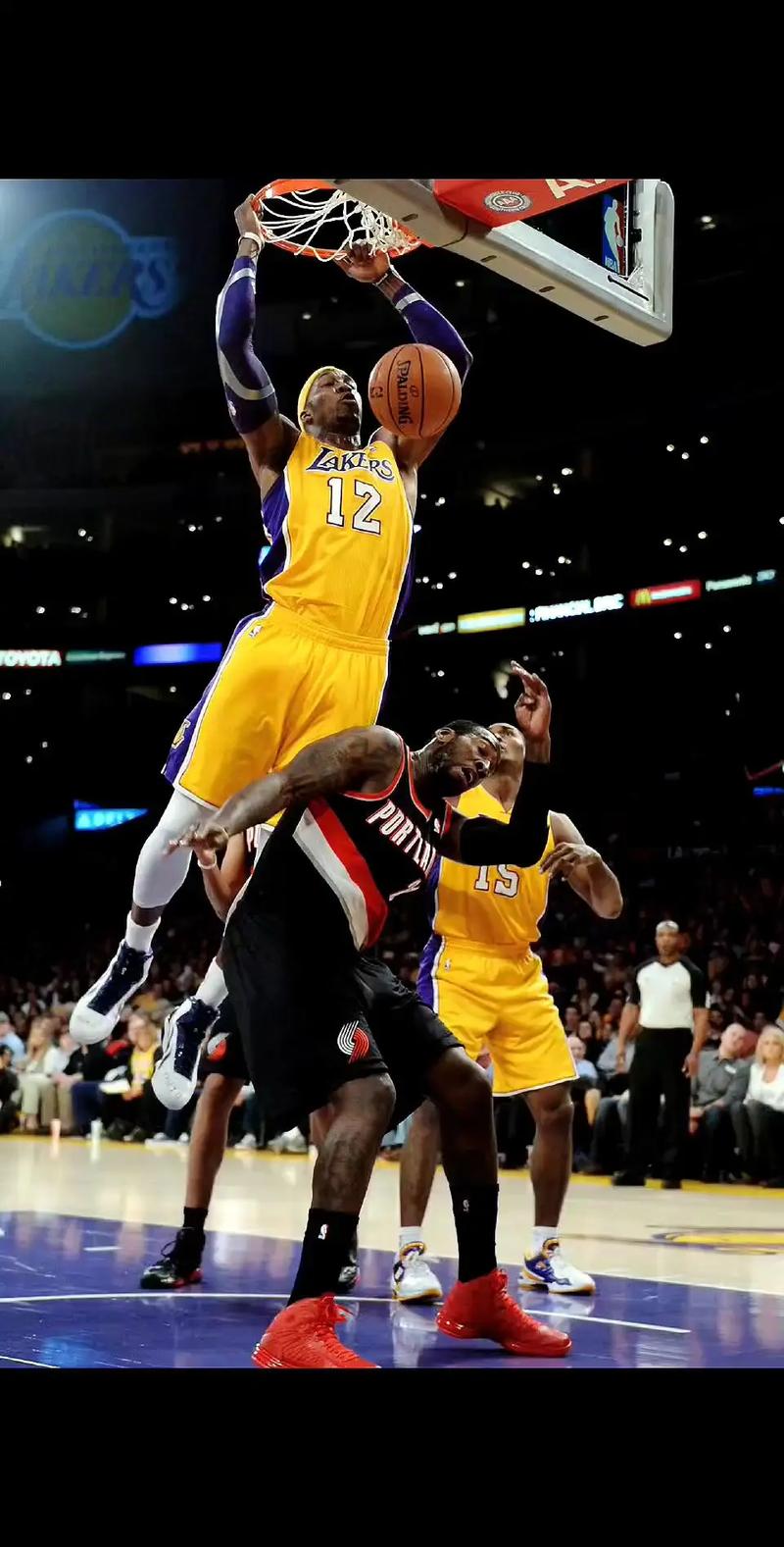 火箭实力骤降，阿门虽砍31+13仍难救主，杜兰特承受巨大压力